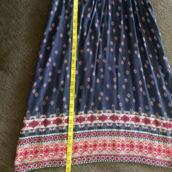 Cute knee length Rue 21 dress - Picture 2 of 7